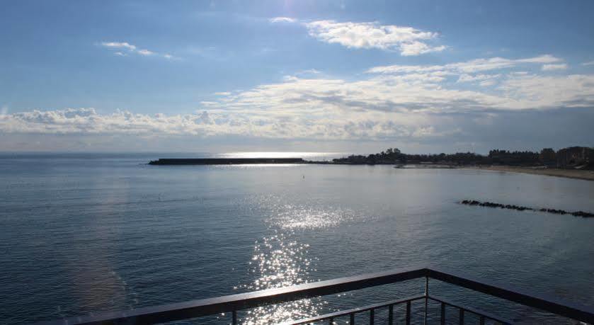 Villa Pamar Aparthotel จีอาร์ดีนี นักซอส ภายนอก รูปภาพ
